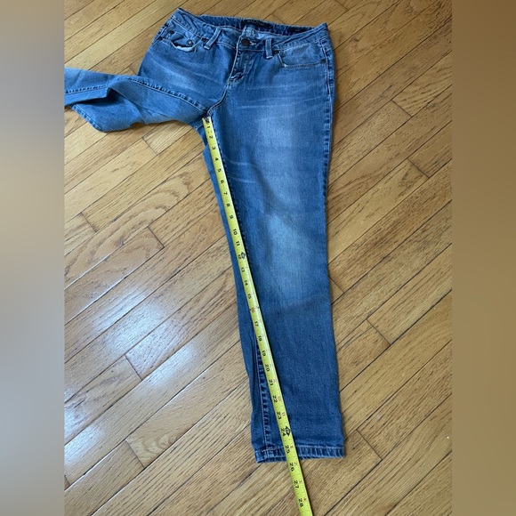 Women's Max Jeans Cropped Denim Jeans - Picture 7 of 10
